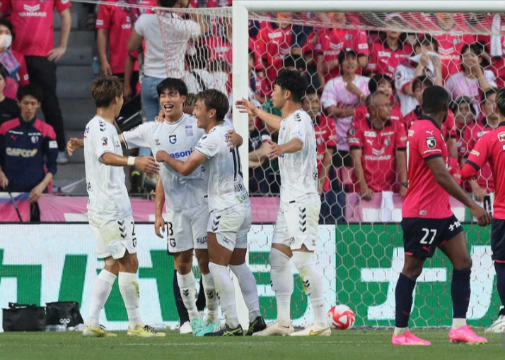 日联杯综述：八强球队全部产生 卫冕冠军广岛三箭出局