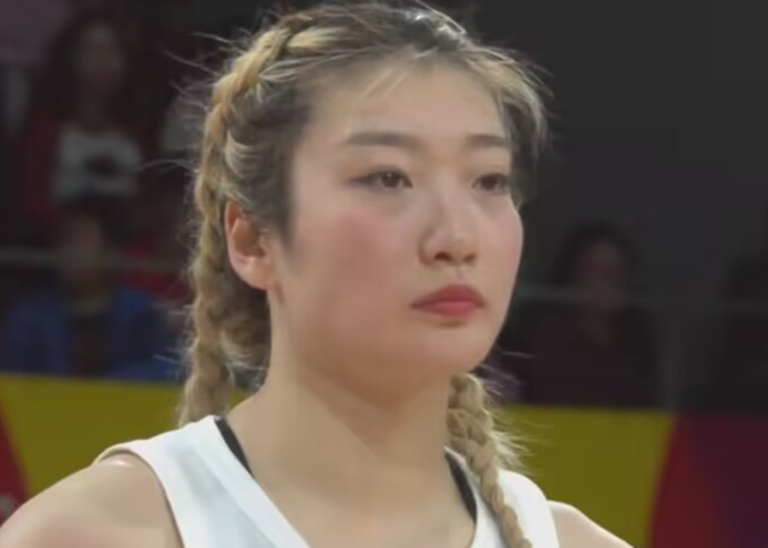 2-18！中国女篮8分钟仅得2分 半场10次失误落后9分