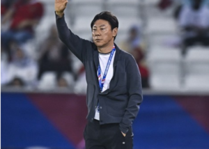 韩国教练申台龙人气飙升！带印尼打入亚洲杯16强  带U23又击败澳大利亚