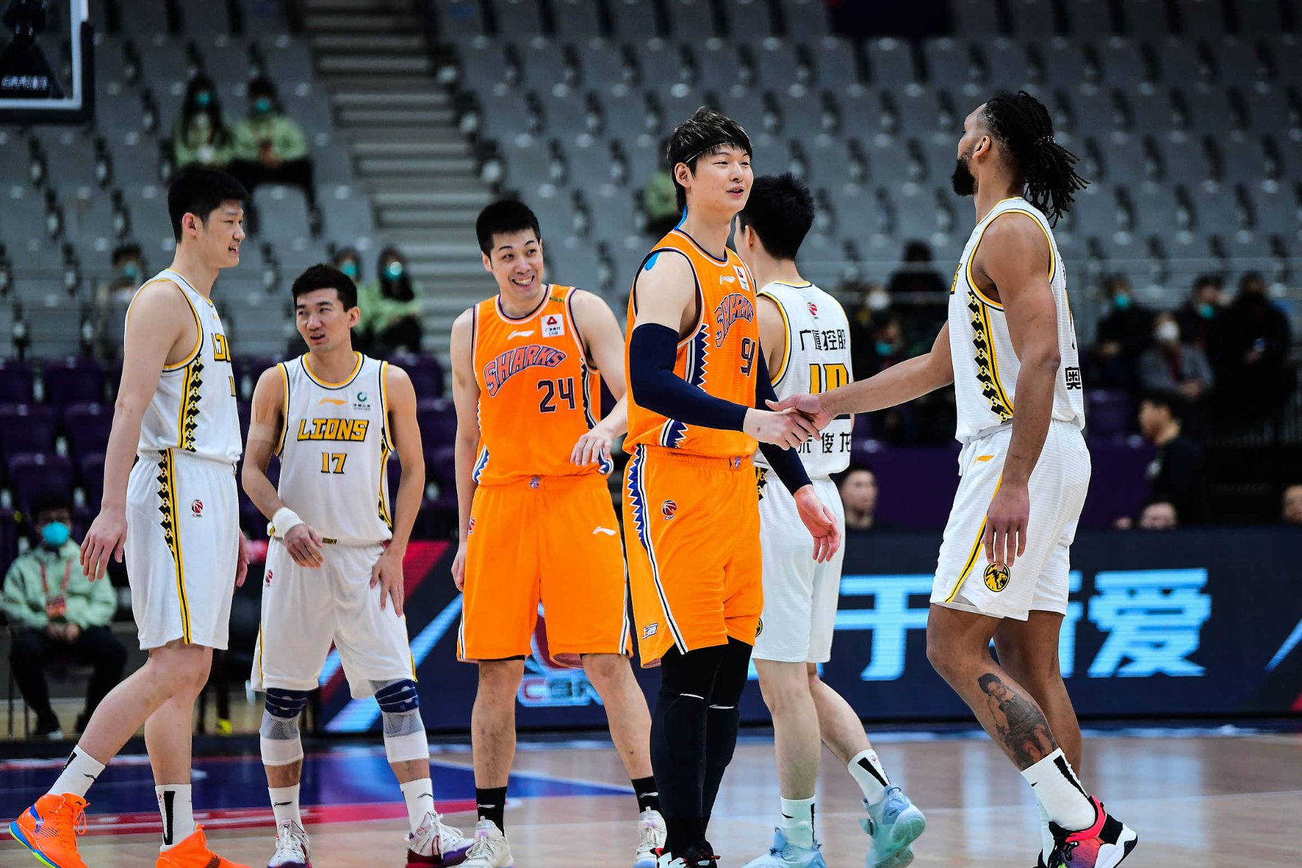 CBA篮球记者：我认为上海将发起绝地反击 大比分击败广厦