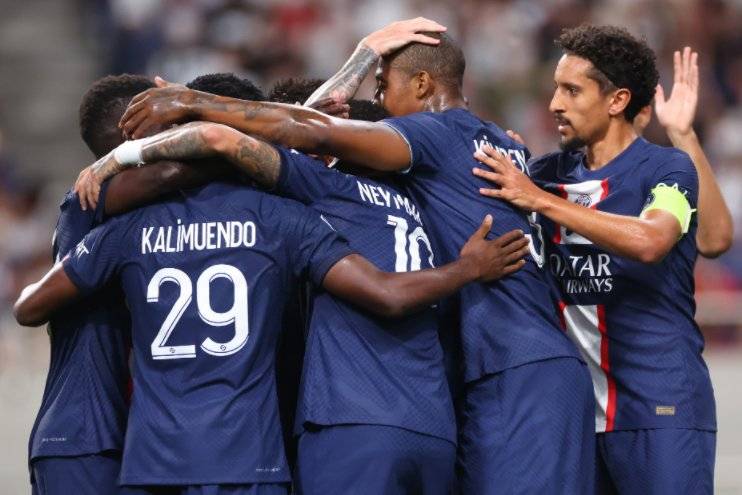 友谊赛半场战报：巴黎圣日耳曼4-1领先大阪钢巴 双方11分钟内连进5球