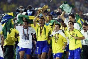 世界杯球队巡礼G组-巴西：最强桑巴全军出击 六星荣耀就在眼前？