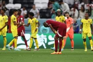 相比卡塔尔的首场世界杯 国足当年表现还不错？