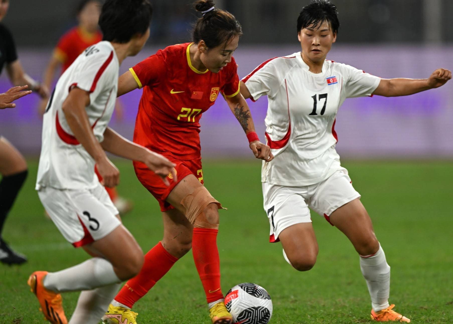 北青：中国女足全方面落后于对手 不是女足精神可以弥补的