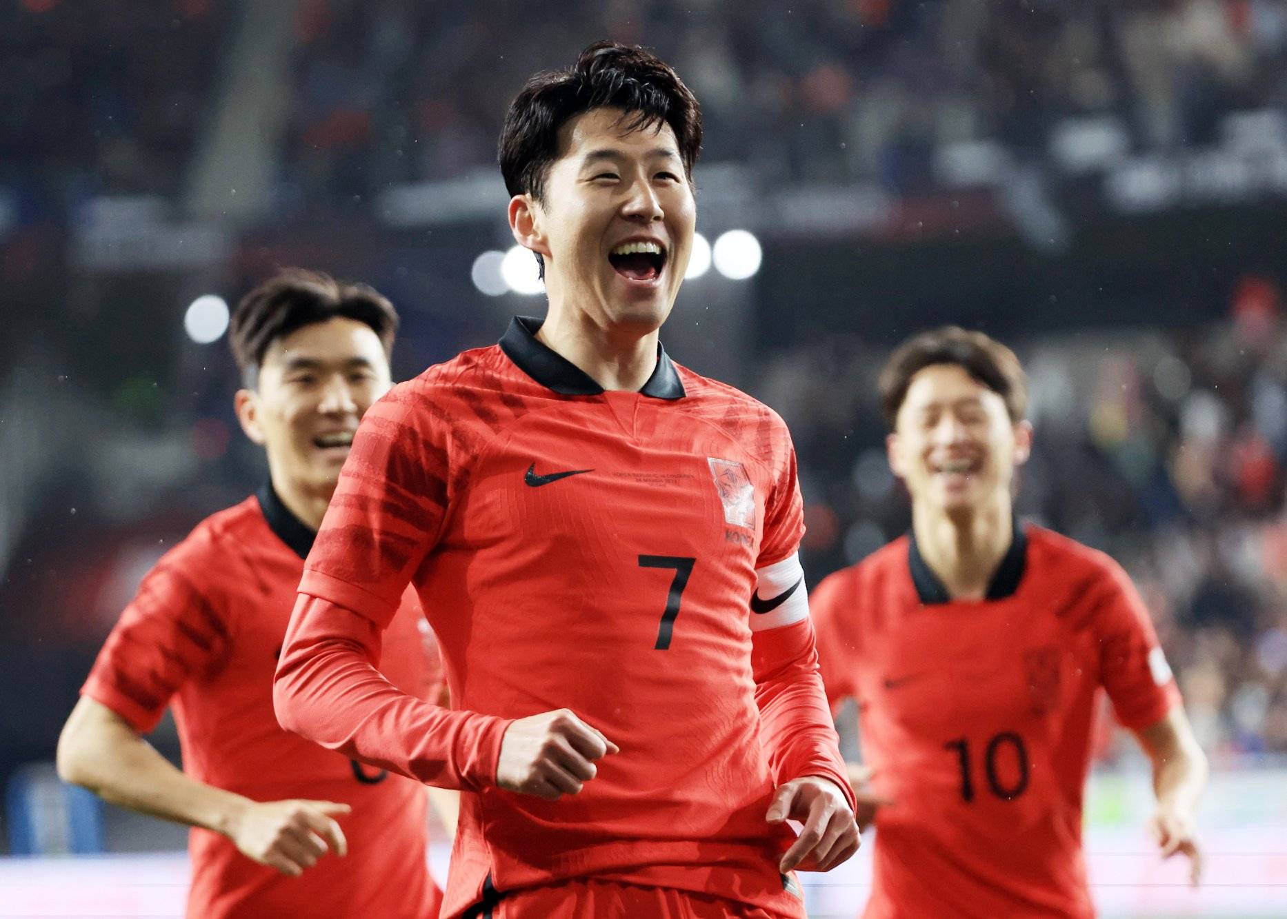 亚洲杯E组巡礼：韩国一枝独秀 西亚双雄旗鼓相当 马来西亚出线渺茫