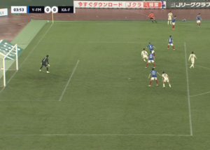 马尔西尼奥踩踏横滨水手球员脚踝被直红罚下 川崎前锋将10人应战