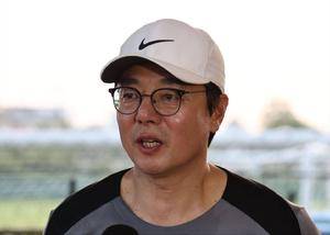 韩媒：黄善洪书写了韩国足球新的屈辱史 只有女子手球获得了奥运会资格