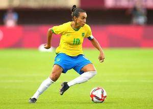 巴西女足传奇玛塔宣布2025年将从国家队退役 她被誉为“穿裙子的贝利”