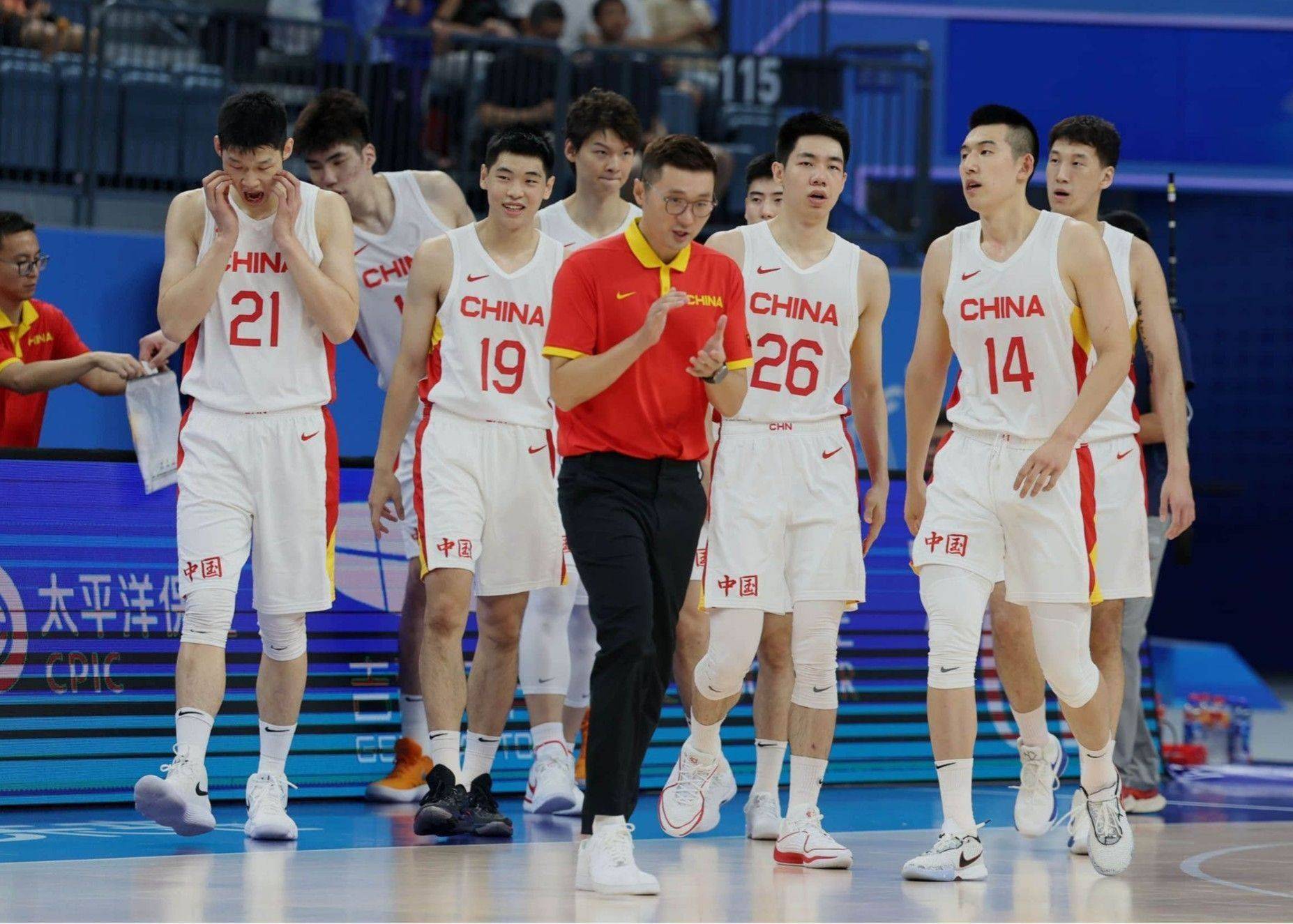 👀中国男篮时隔5年再赴NBA夏联 上次取得1胜4负&场均输20.2分